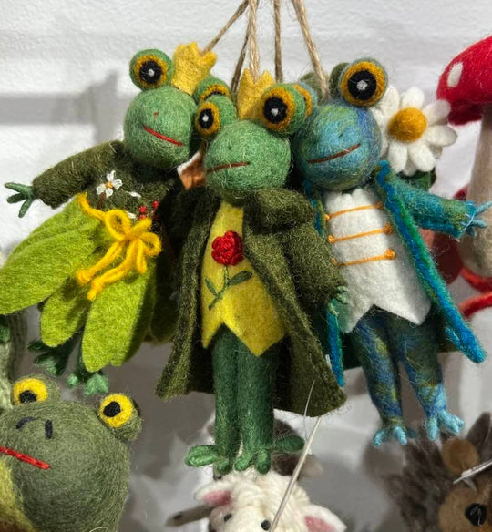 Dapper Frog Felt Ornament