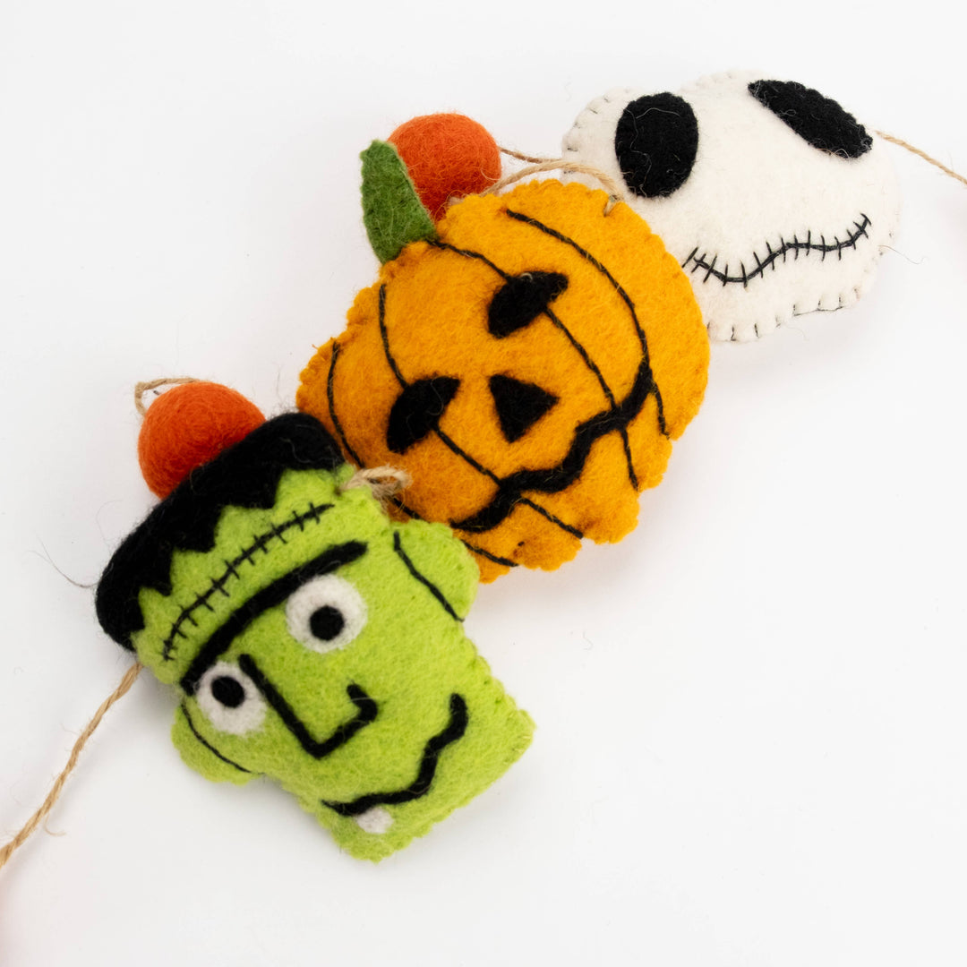 Halloween Friends Garland — Hand-Felted Wall Décor
