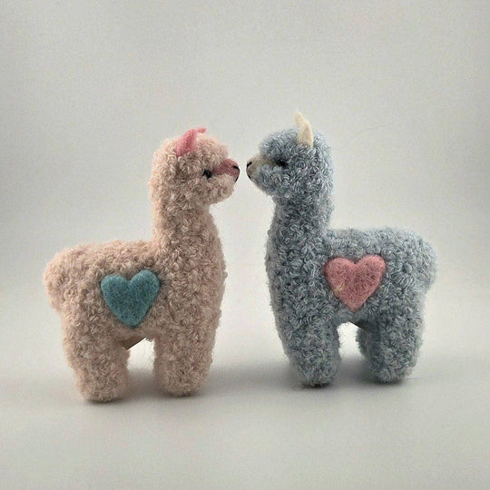 Love-Struck Alpacadorables — a pair of 5 inch alpacas hand-sculpted from baby alpaca fibre, sold together