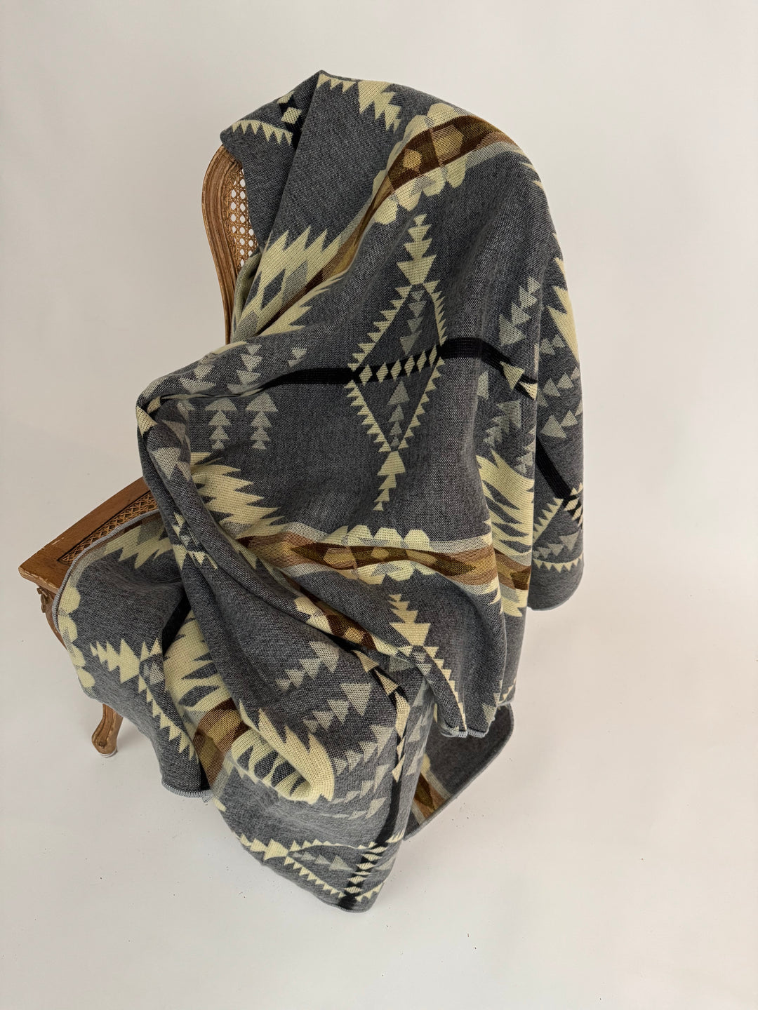 Del Mar - Stone - Alpaca Wool Blanket - Enchanted Farms