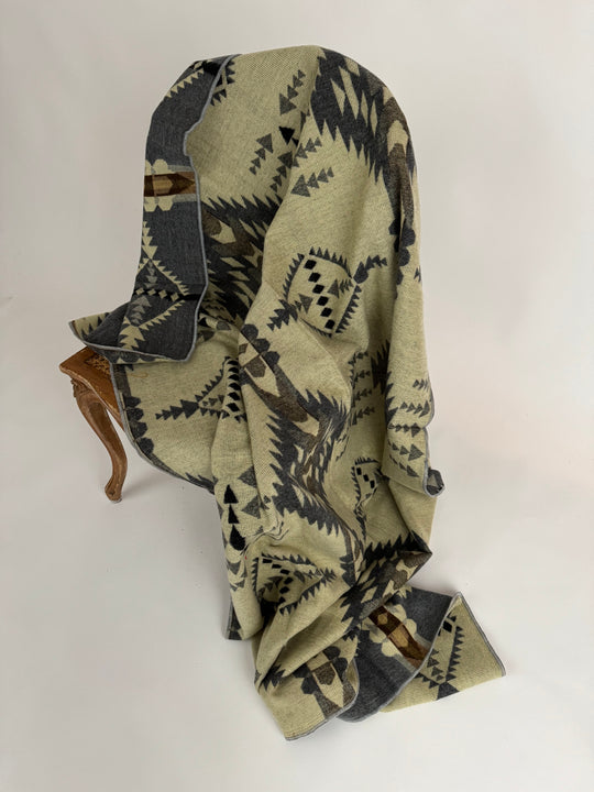 Del Mar - Stone - Alpaca Wool Blanket - Enchanted Farms