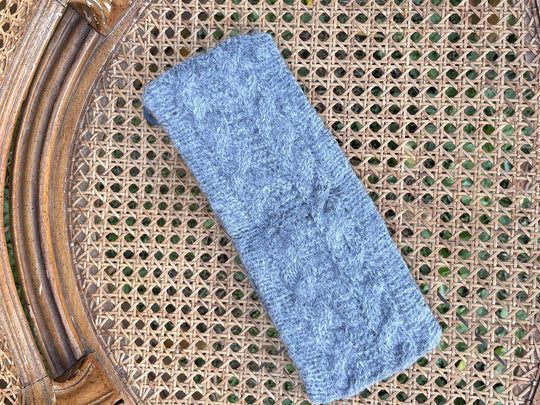Cable knit headband in gray