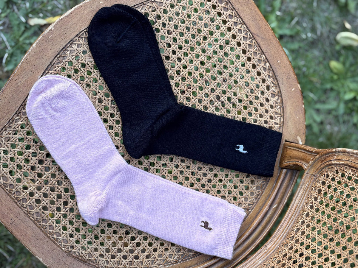Embroidered alpaca dress socks in pink and black