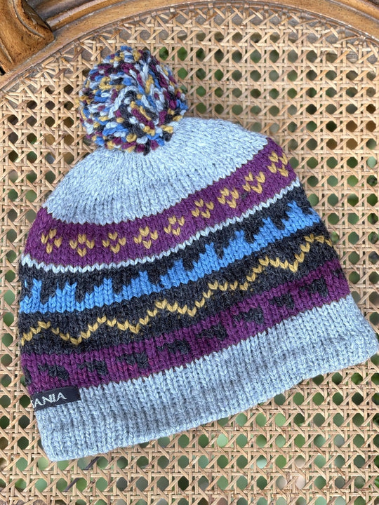 Kids fair isle pom beanie in lavender and navy