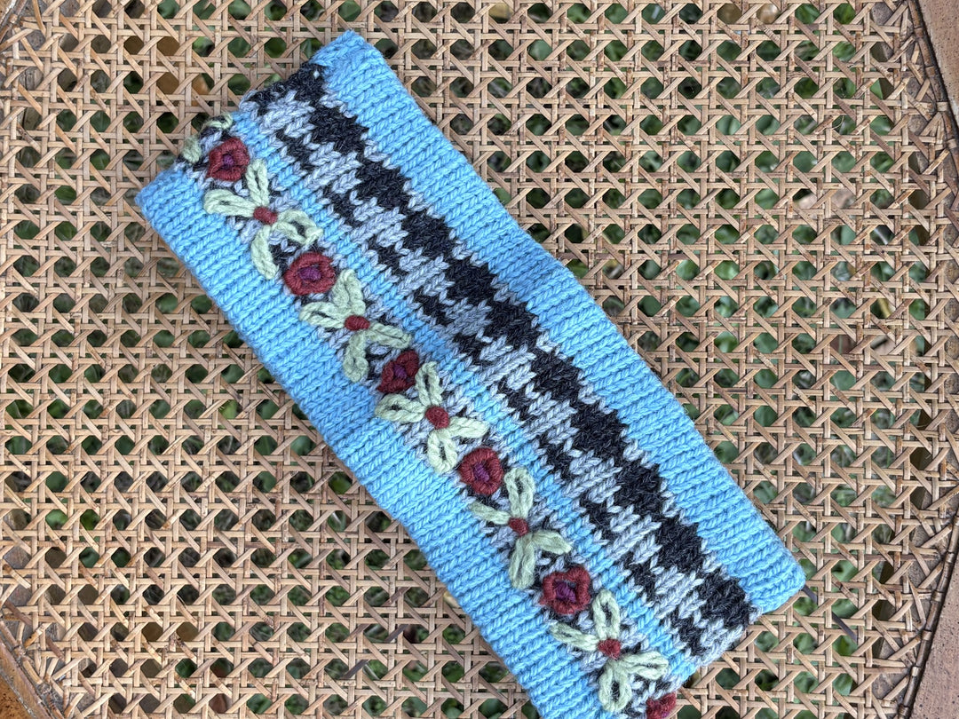 Wildflower headband in light blue